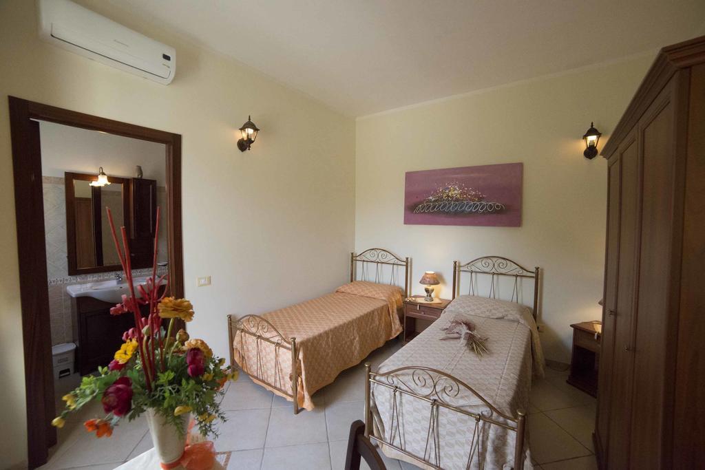 Masseria Cinti Bagnolo del Salento Bagian luar foto
